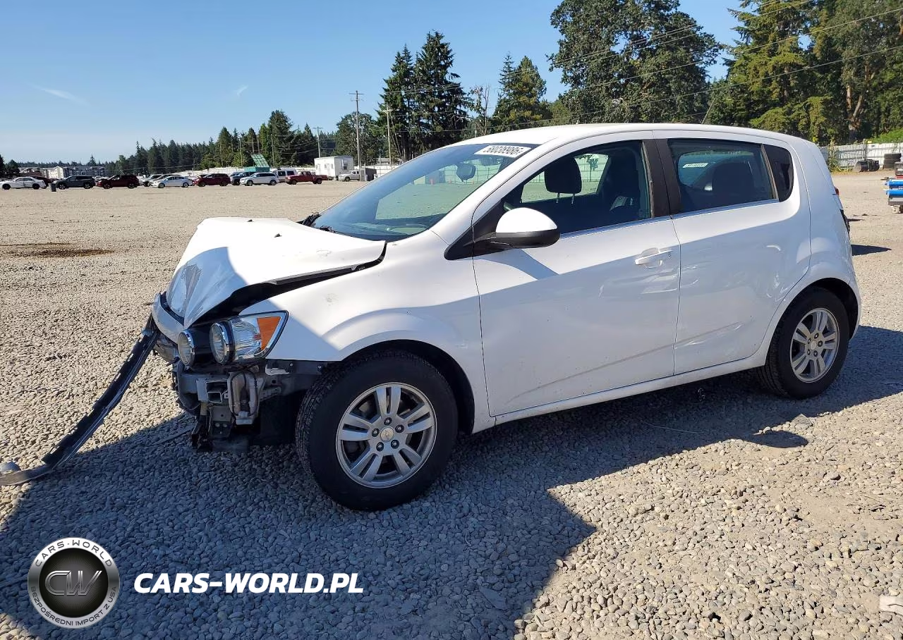 2015 Chevrolet Sonic Lt – zdjęcie 1 z 14