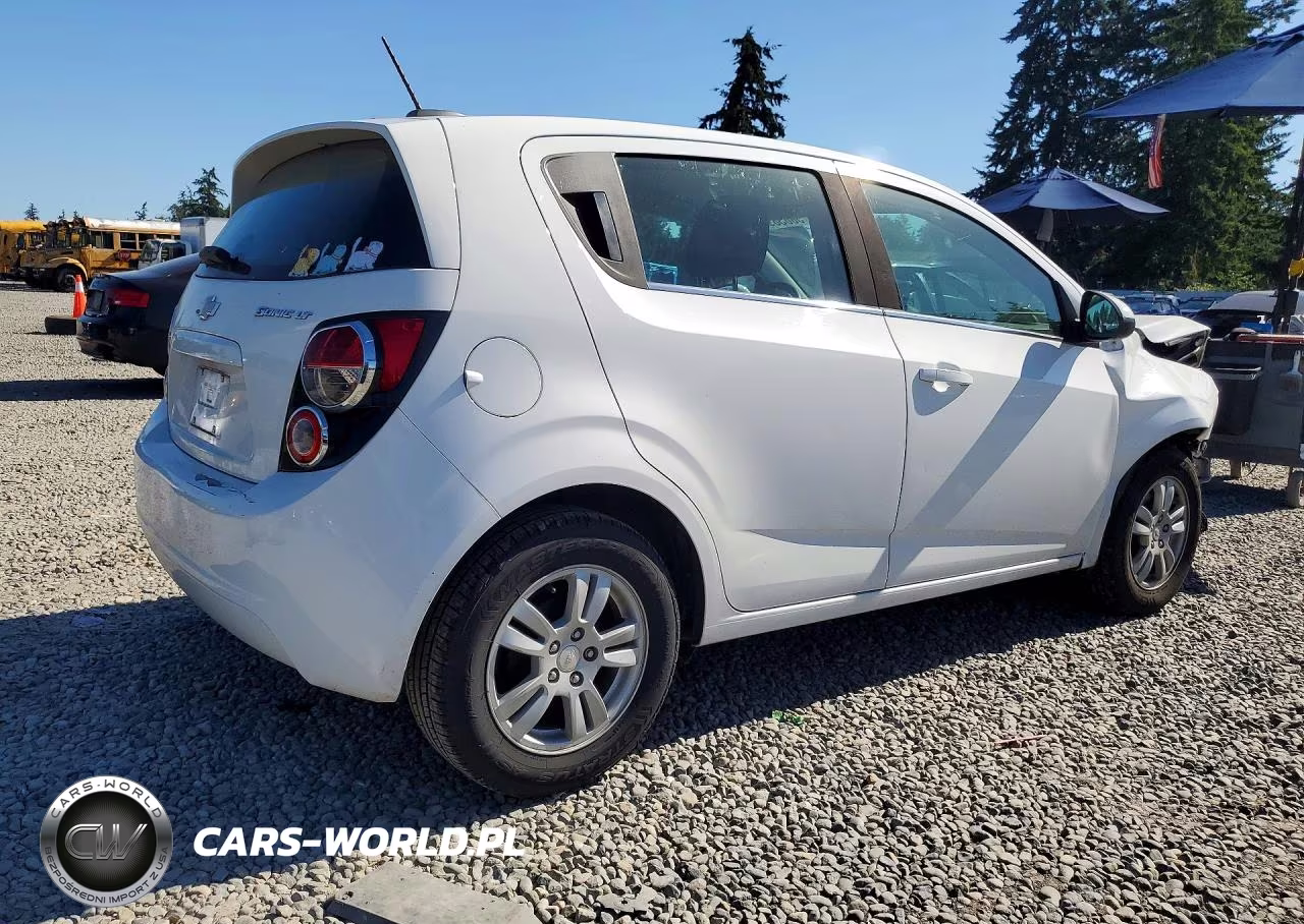 2015 Chevrolet Sonic Lt VIN:1G1JC6SH8F4191615 - 3