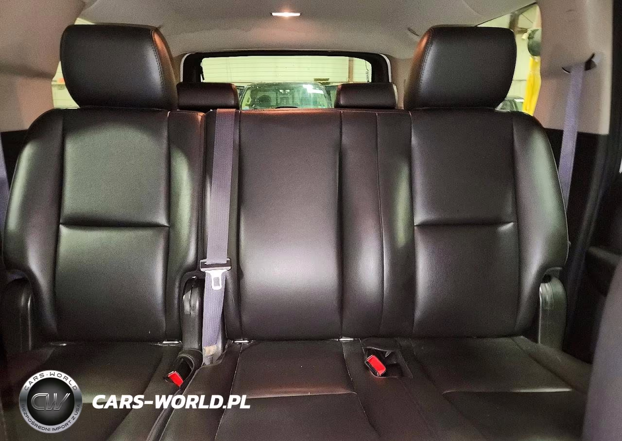 2011 Chevrolet Suburban K1500 VIN:1GNSK5E36BR260055 - 10
