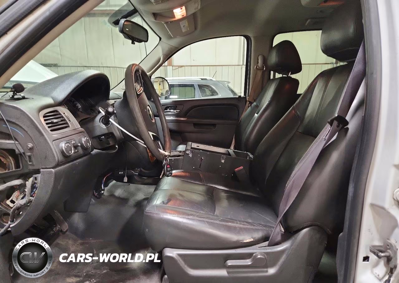 2011 Chevrolet Suburban K1500 VIN:1GNSK5E36BR260055 - 7