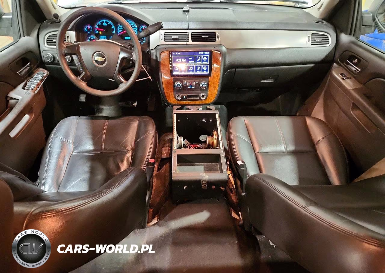 2011 Chevrolet Suburban K1500 VIN:1GNSK5E36BR260055 - 8