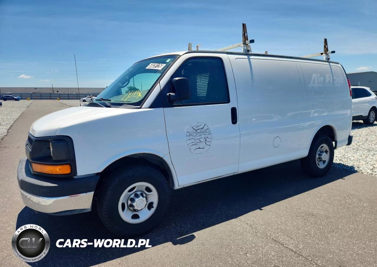 2015 Chevrolet Express 2500 Cargo Delivery Van