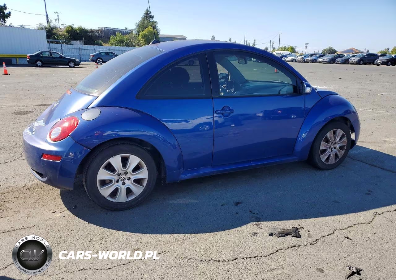 2008 Volkswagen New Beetle S VIN:3VWPG31C28M525782 - 3