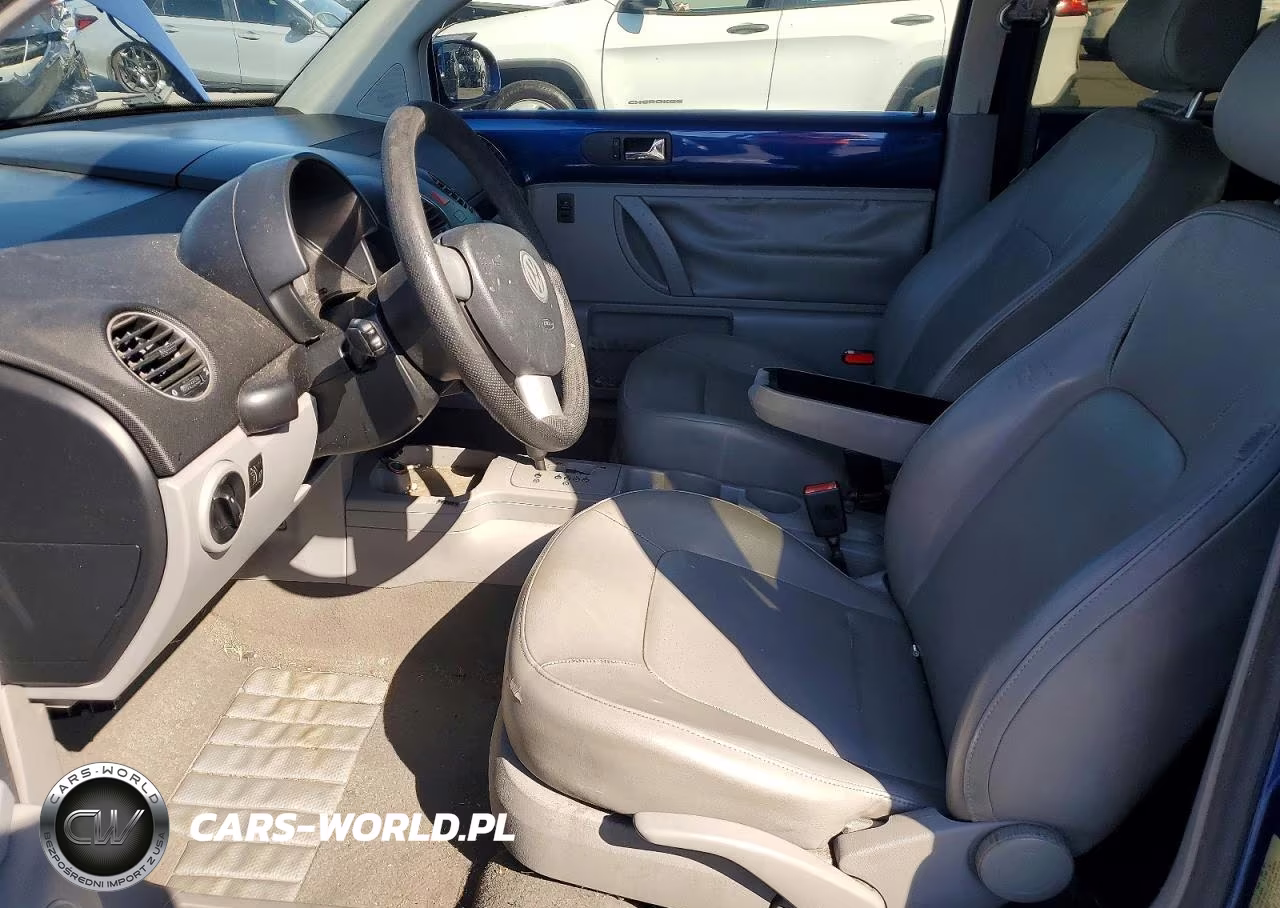 2008 Volkswagen New Beetle S VIN:3VWPG31C28M525782 - 7
