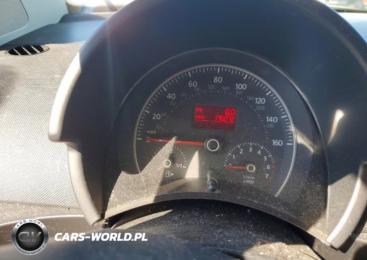 2008 Volkswagen New Beetle S VIN:3VWPG31C28M525782 - 9
