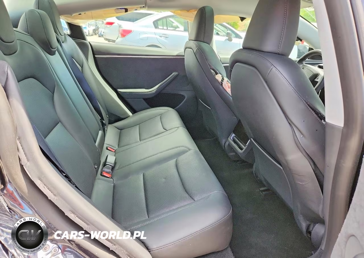 2025 Tesla Model 3 VIN:5YJ3E1EB6SF054356 - 10
