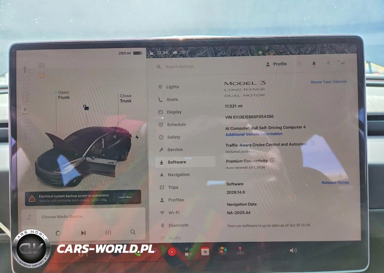 2025 Tesla Model 3 VIN:5YJ3E1EB6SF054356 - 9