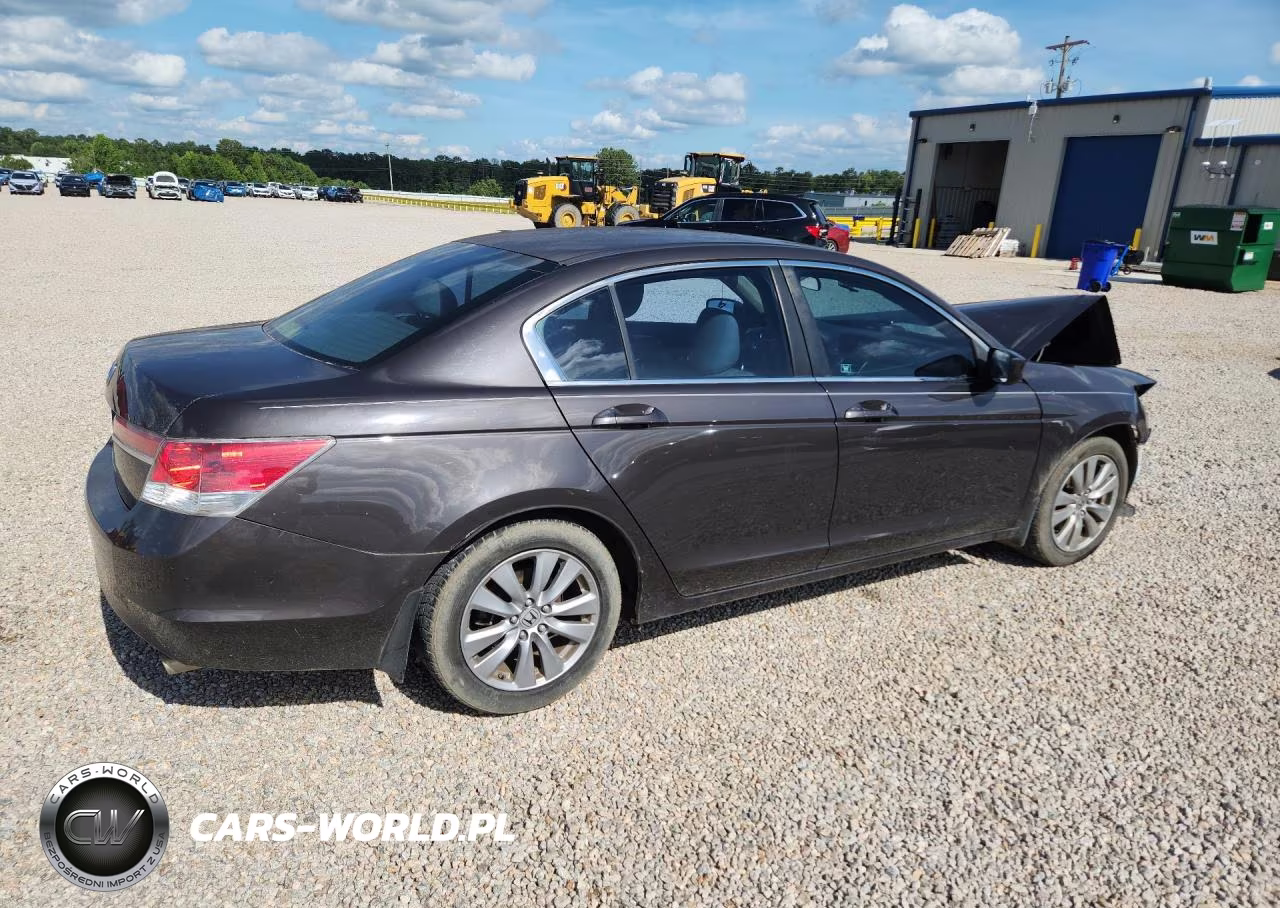 2011 Honda Accord Ex VIN:1HGCP2F7XBA113347 - 3