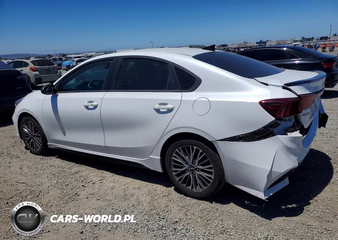 2023 Kia Forte Gt Line VIN:3KPF54AD9PE547838 - 2