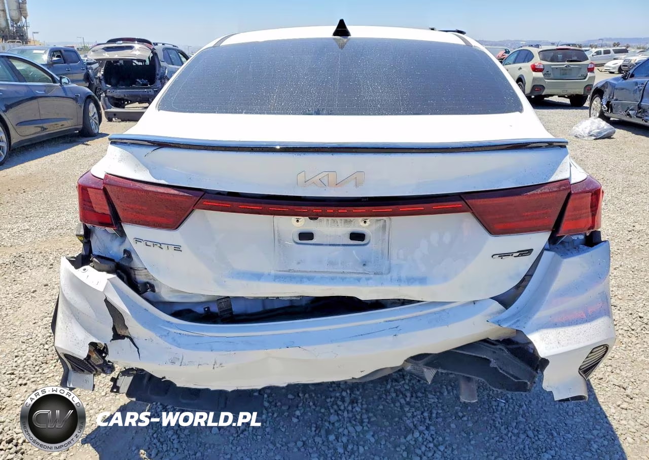 2023 Kia Forte Gt Line VIN:3KPF54AD9PE547838 - 6