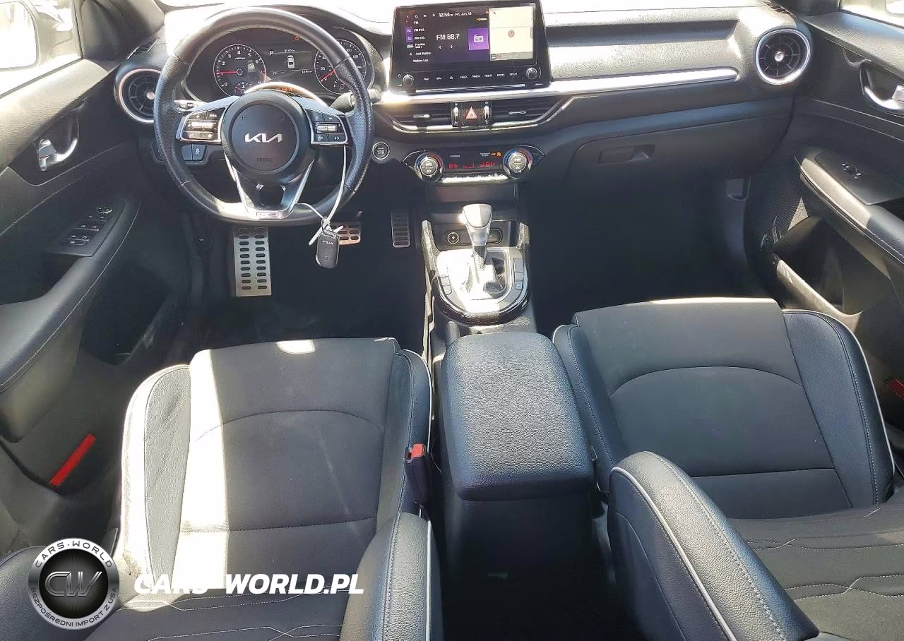 2023 Kia Forte Gt Line VIN:3KPF54AD9PE547838 - 8