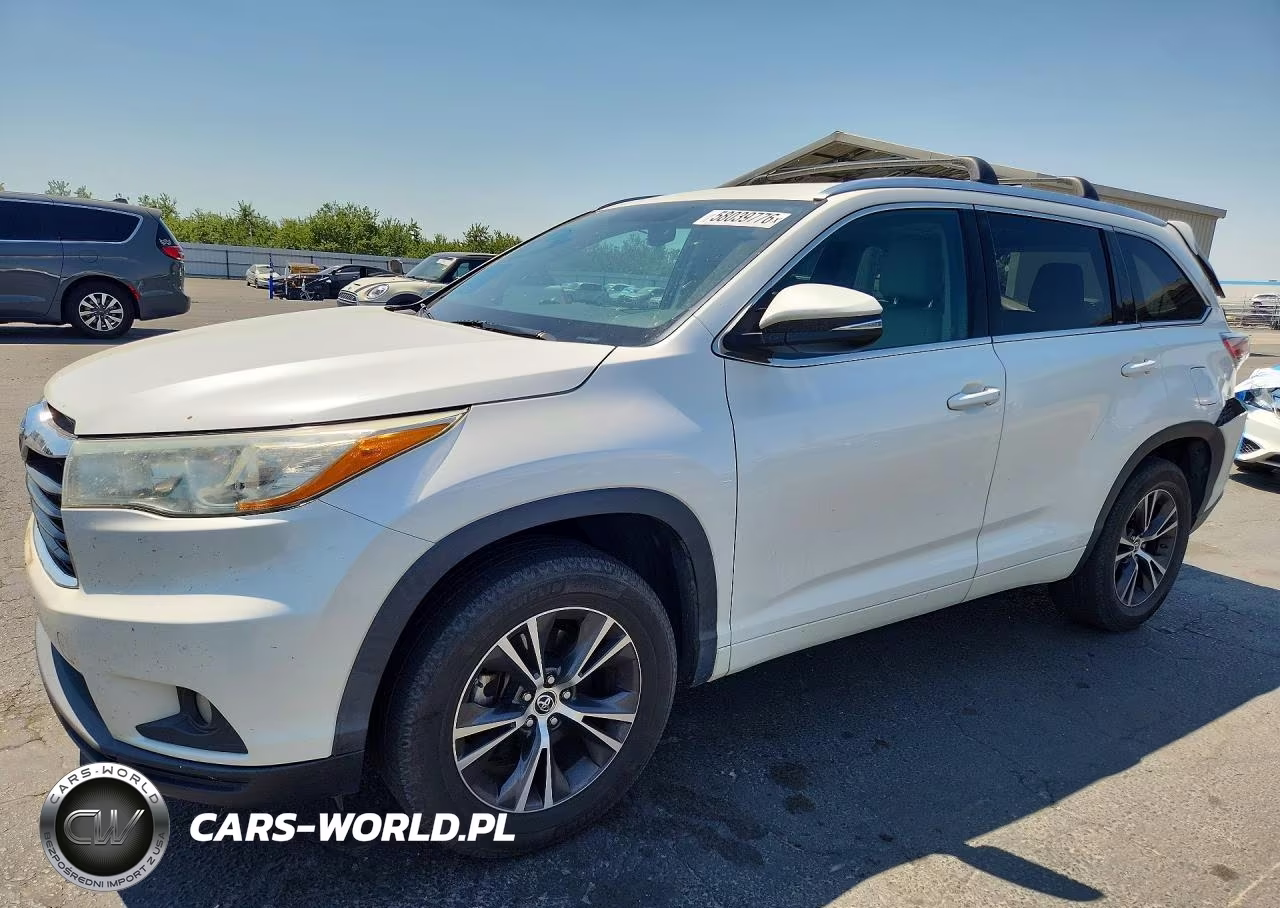 2016 Toyota Highlander Xle – zdjęcie 1 z 13