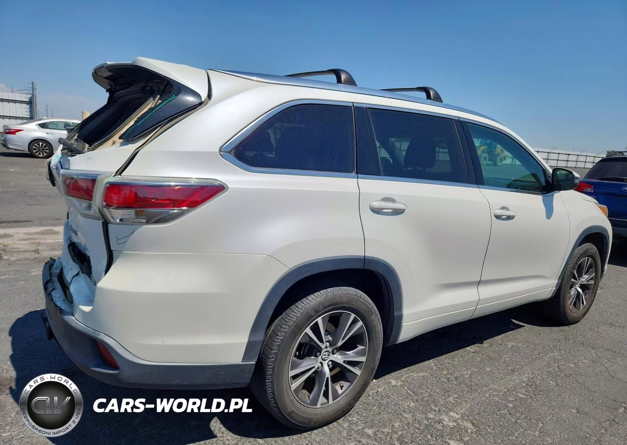 2016 Toyota Highlander Xle VIN:5TDKKRFH6GS126049 - 3