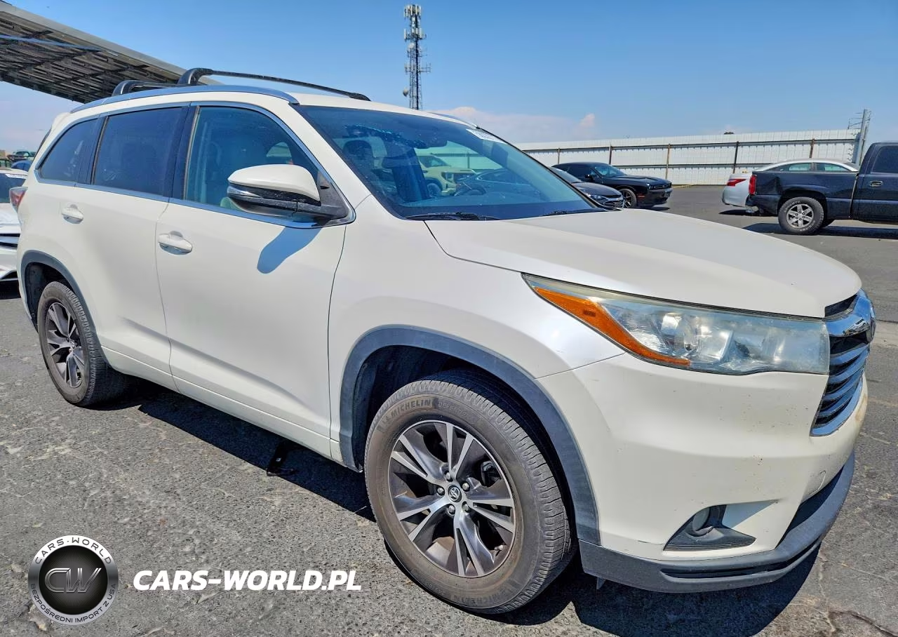 2016 Toyota Highlander Xle VIN:5TDKKRFH6GS126049 - 4