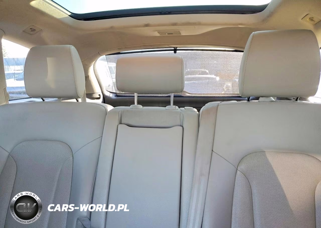 2012 Audi Q7 Prestige VIN:WA1DGBFE5CD003267 - 10