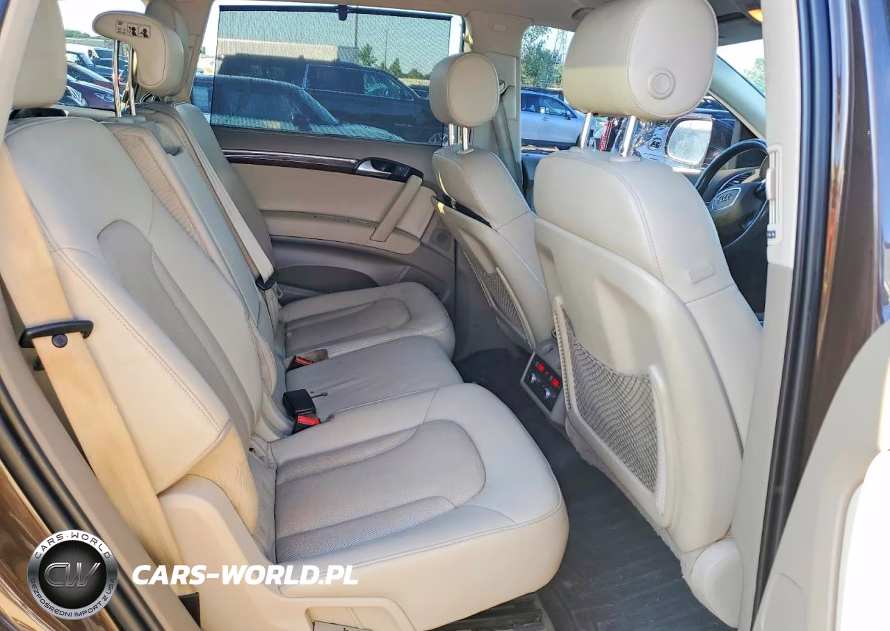2012 Audi Q7 Prestige VIN:WA1DGBFE5CD003267 - 11