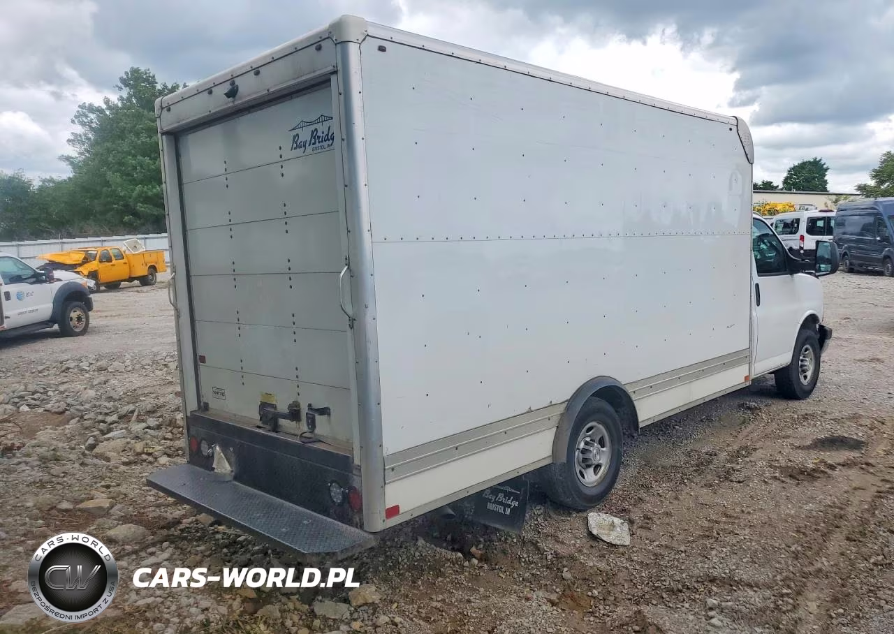 2021 Chevrolet Express Box Truck VIN:1GB0GSF7XM1305344 - 3
