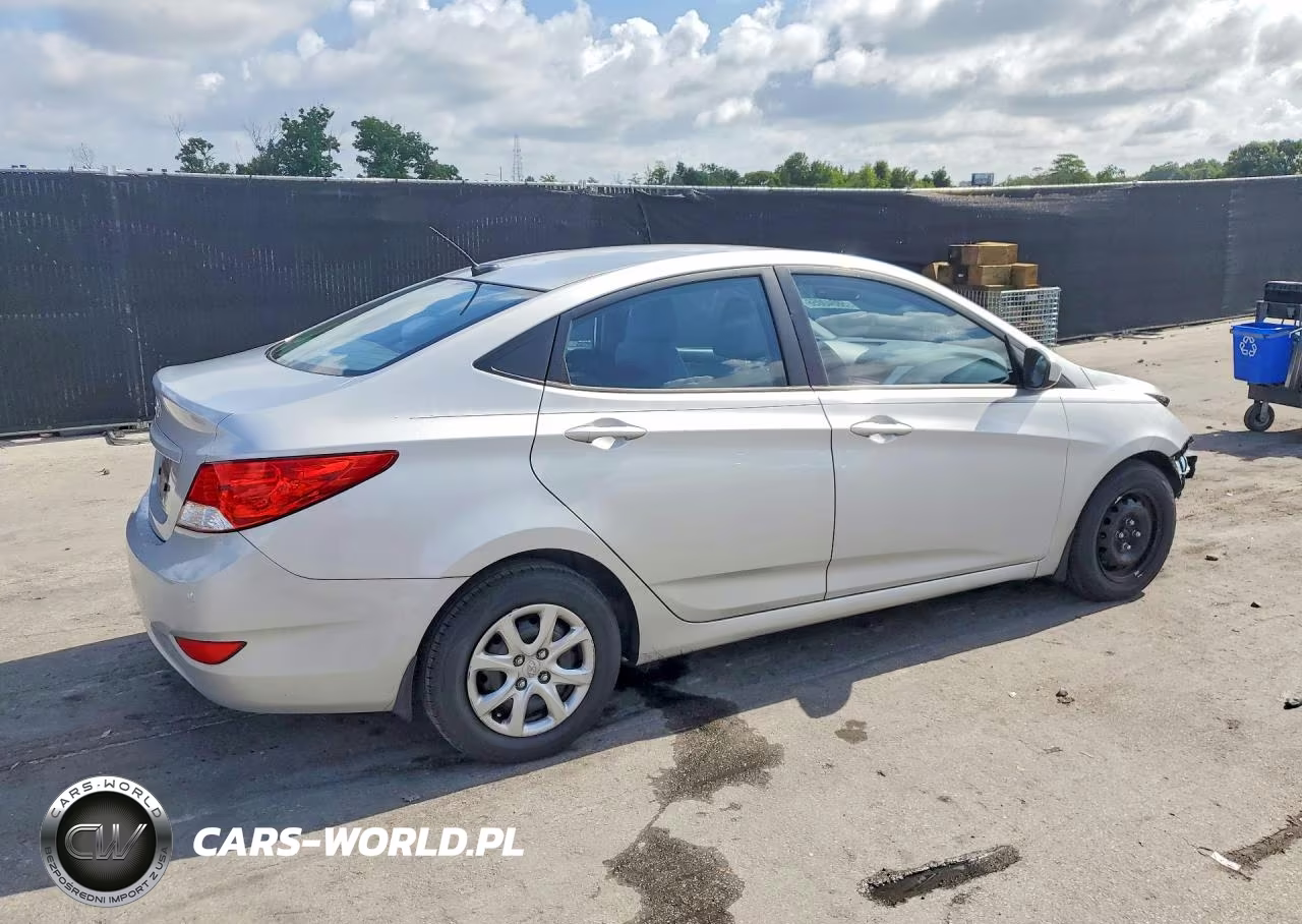 2013 Hyundai Accent Gls VIN:KMHCT4AE1DU534382 - 3