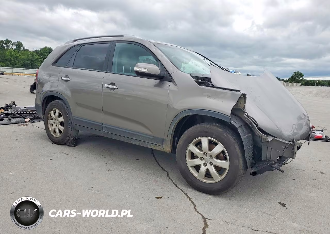 2013 Kia Sorento Lx VIN:5XYKT3A60DG407417 - 4