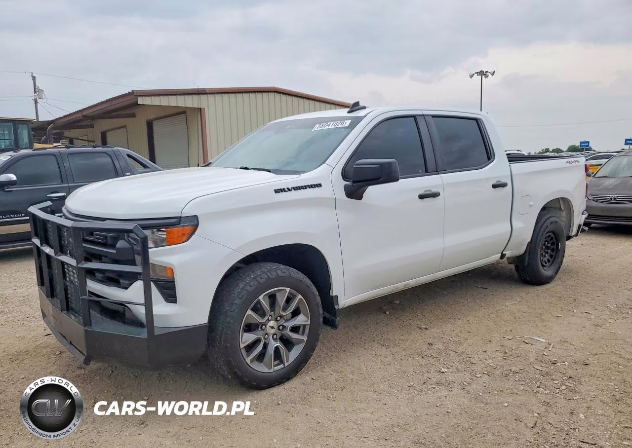 2022 Chevrolet Silverado K1500 Custom – zdjęcie 1 z 12