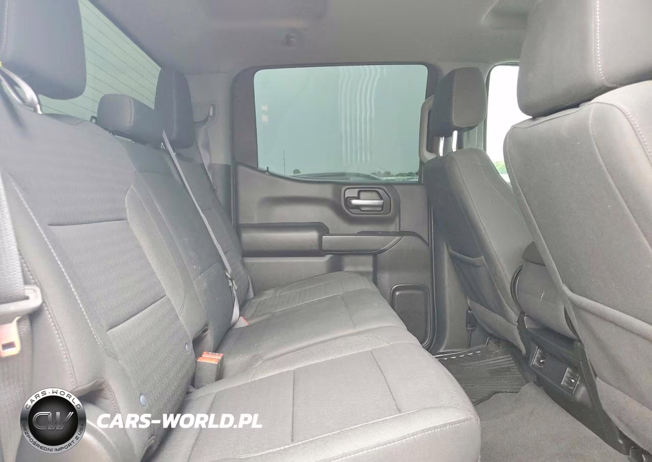 2022 Chevrolet Silverado K1500 Custom VIN:3GCPDBEK1NG558340 - 10