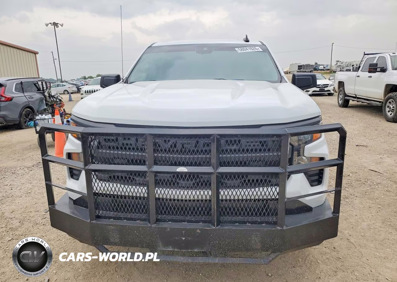 2022 Chevrolet Silverado K1500 Custom VIN:3GCPDBEK1NG558340 - 5