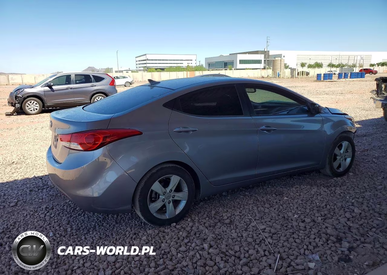 2013 Hyundai Elantra Coupe Gs Aut VIN:KMHDH4AE7DU899719 - 3