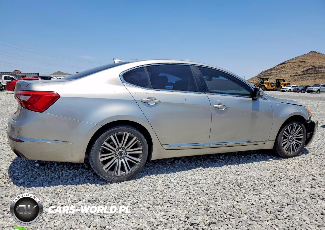 2014 Kia Cadenza Premium VIN:KNALN4D70E5130672 - 3
