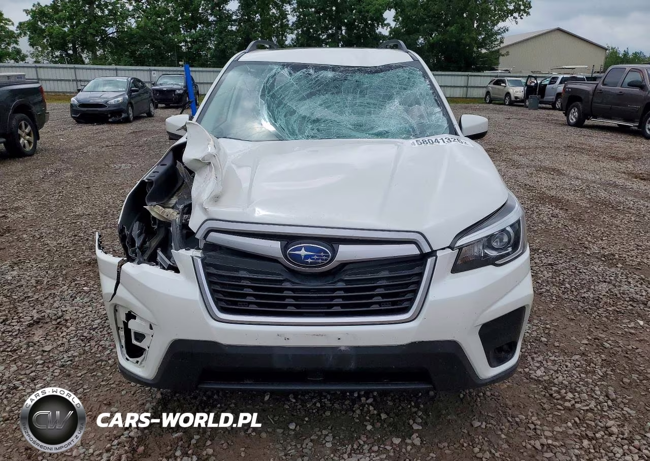 2019 Subaru Forester Premium VIN:JF2SKAEC1KH532147 - 5