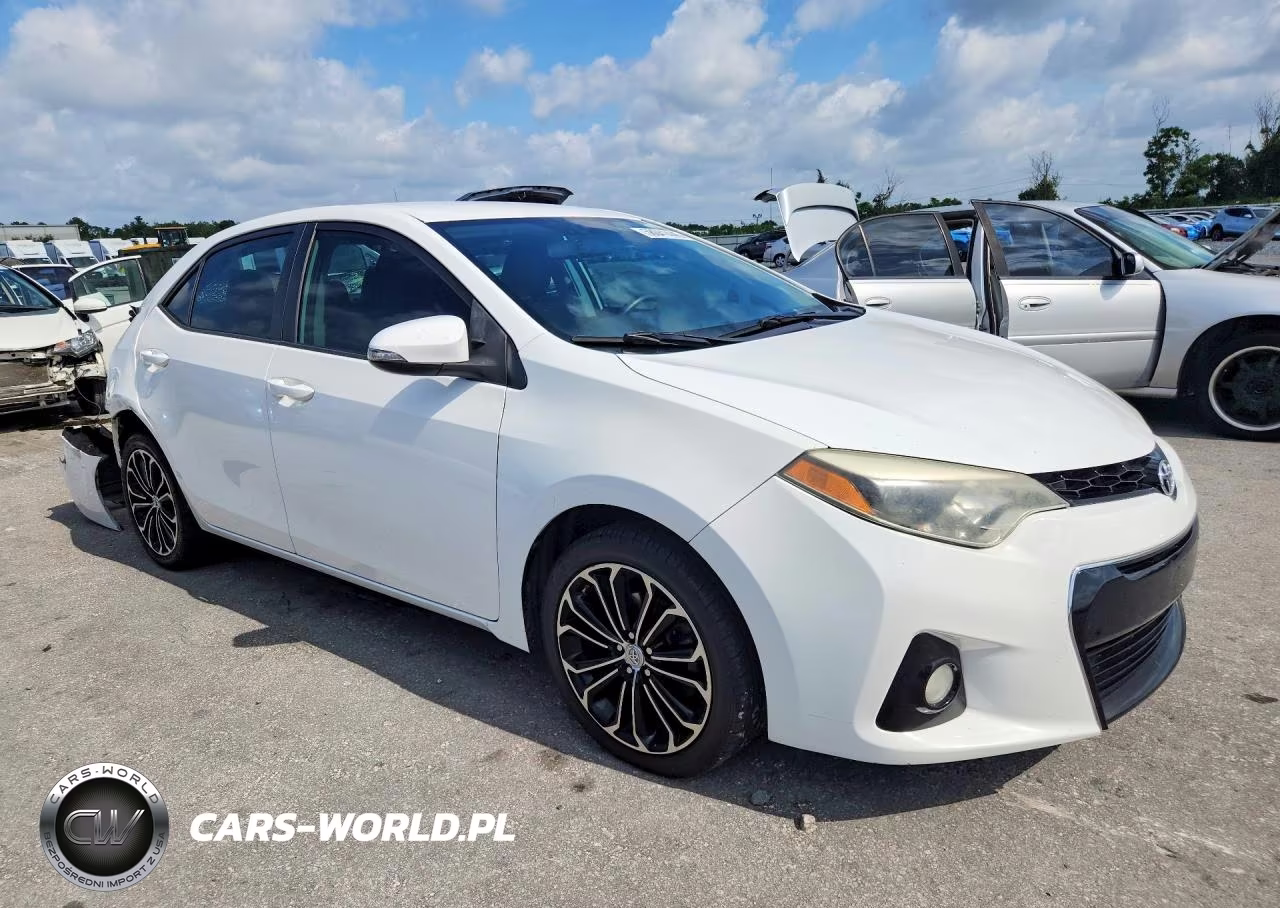 2015 Toyota Corolla S Plus VIN:2T1BURHE3FC451424 - 4