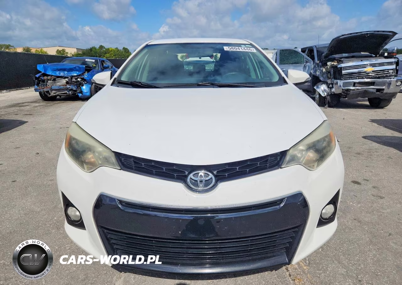 2015 Toyota Corolla S Plus VIN:2T1BURHE3FC451424 - 5