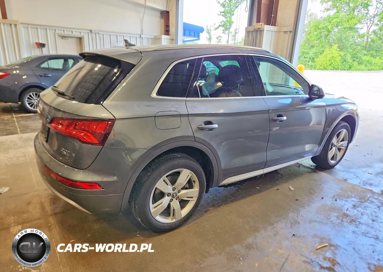 2018 Audi Q5 Premium Plus VIN:WA1BNAFY6J2016510 - 3