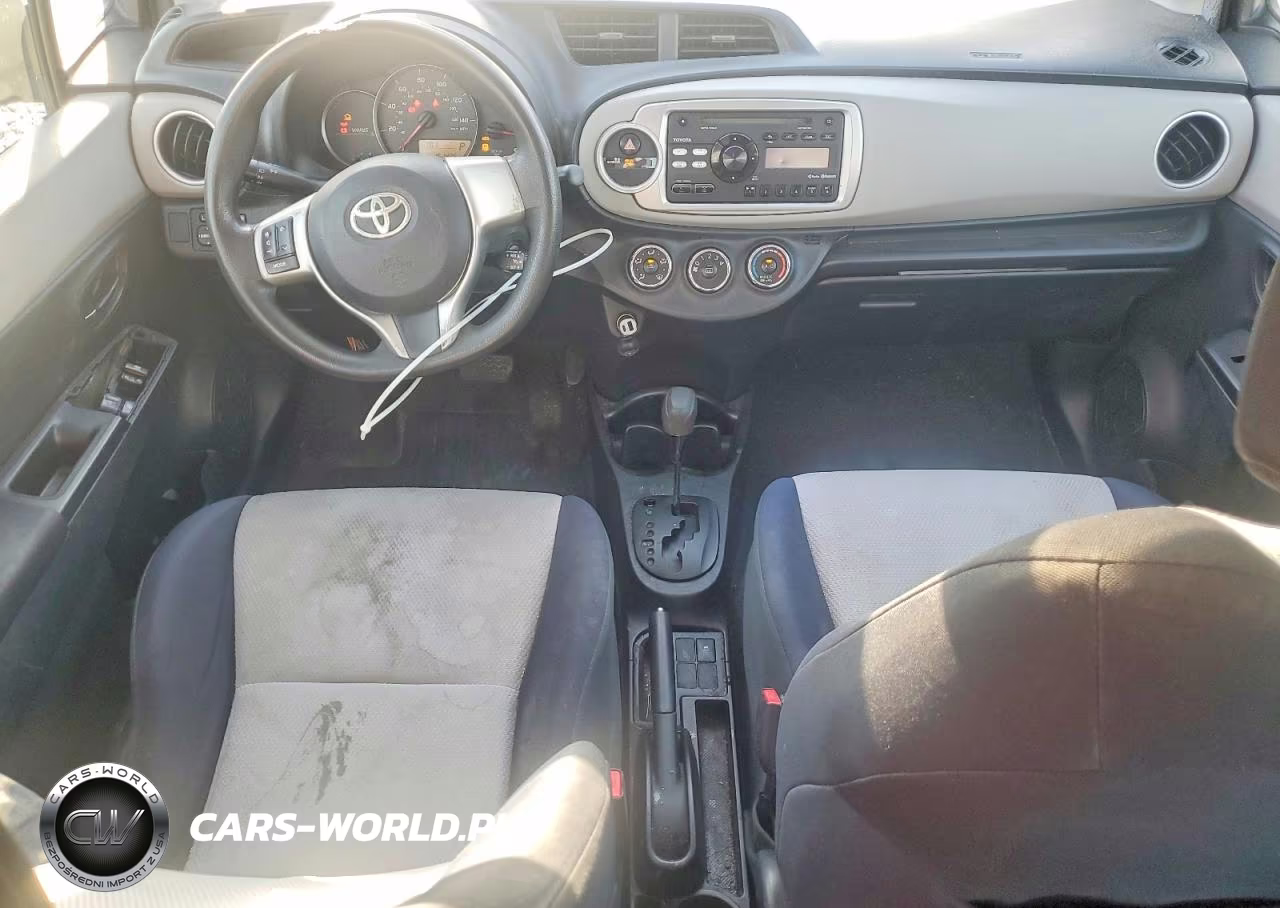 2013 Toyota Yaris 5-Door Le VIN:JTDKTUD32DD549631 - 8