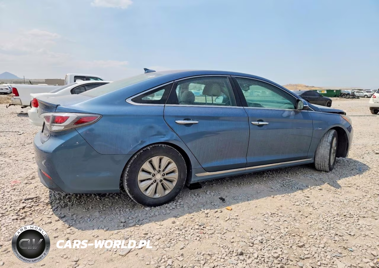 2016 Hyundai Sonata Hybrid Se VIN:KMHE24L1XGA025273 - 3