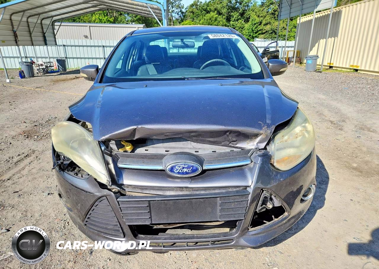 2014 Ford Focus Se VIN:1FADP3F24EL151412 - 5
