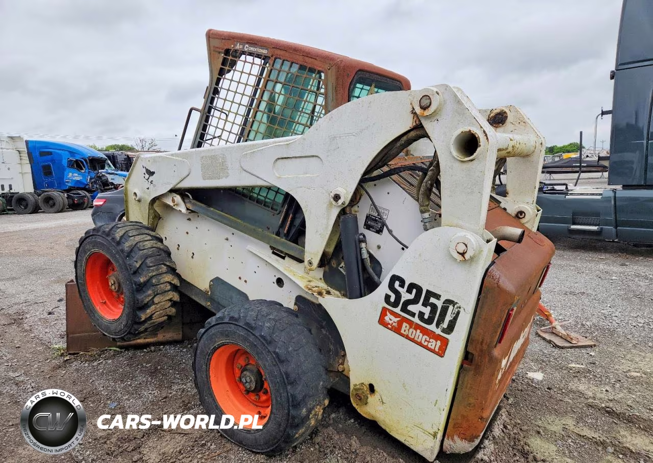2008 Bobcat S250 - Skid Steer Loader VIN:530918287 - 3