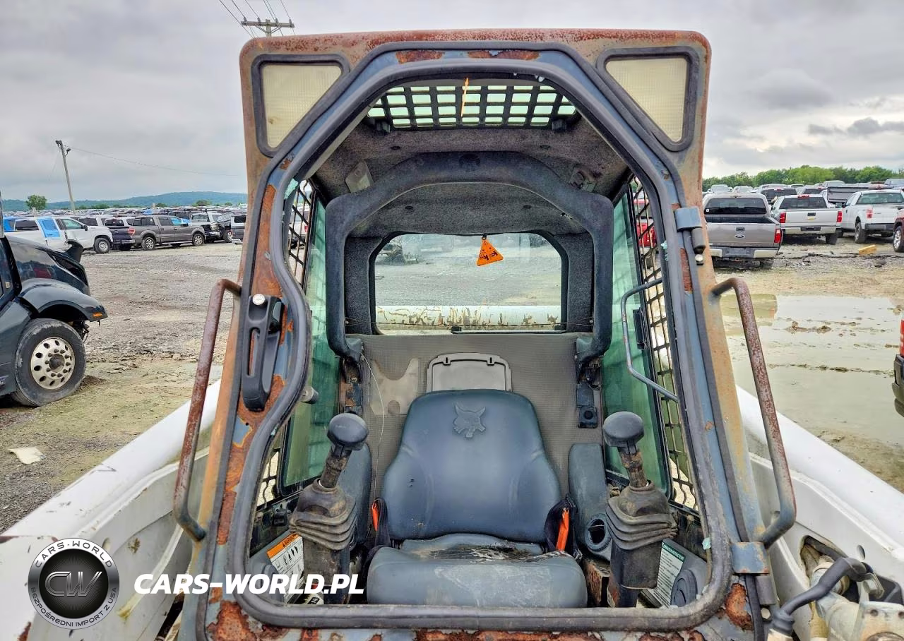2008 Bobcat S250 - Skid Steer Loader VIN:530918287 - 6