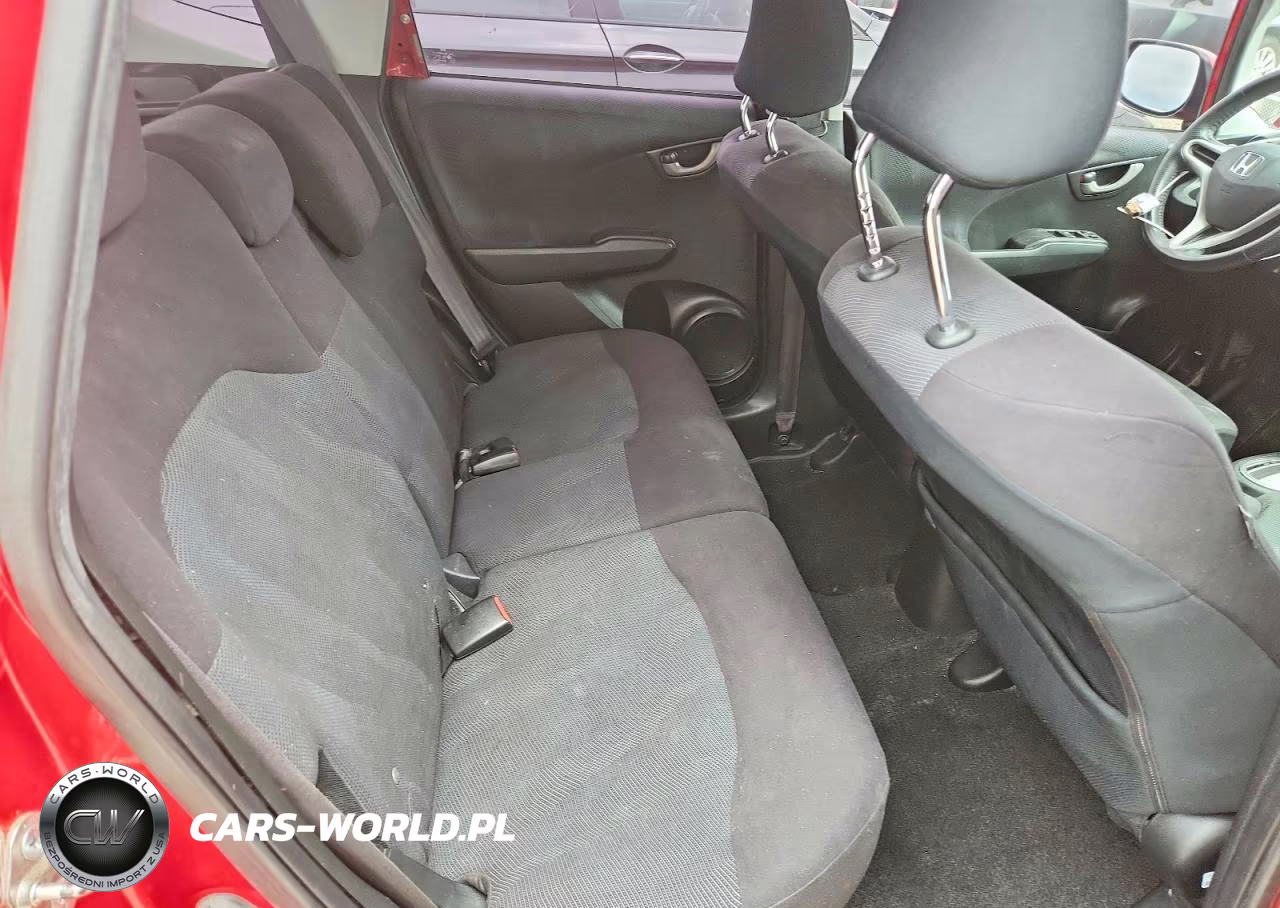2011 Honda Fit Sport VIN:JHMGE8H57BS011405 - 10
