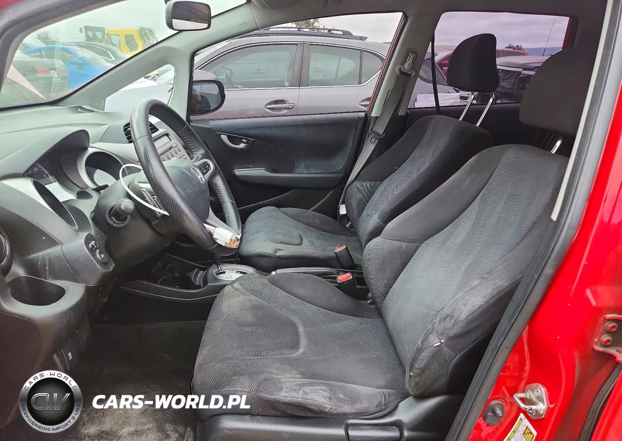 2011 Honda Fit Sport VIN:JHMGE8H57BS011405 - 7
