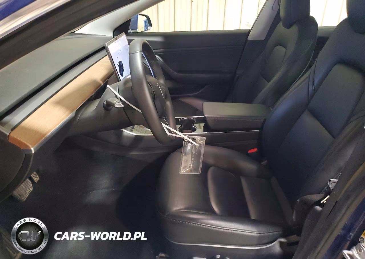 2019 Tesla Model 3 VIN:5YJ3E1EB0KF437340 - 7