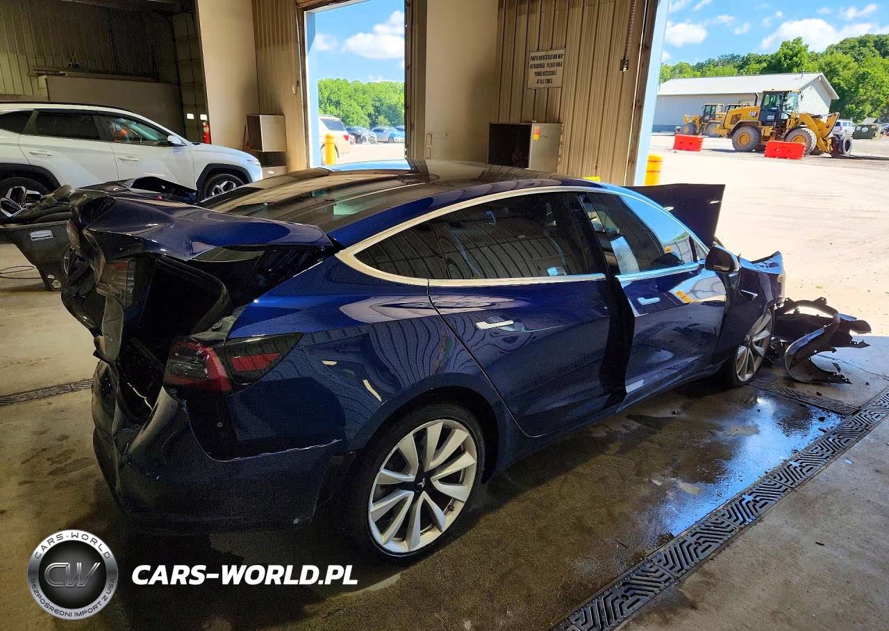 2020 Tesla Model 3 VIN:5YJ3E1EB4LF787488 - 3