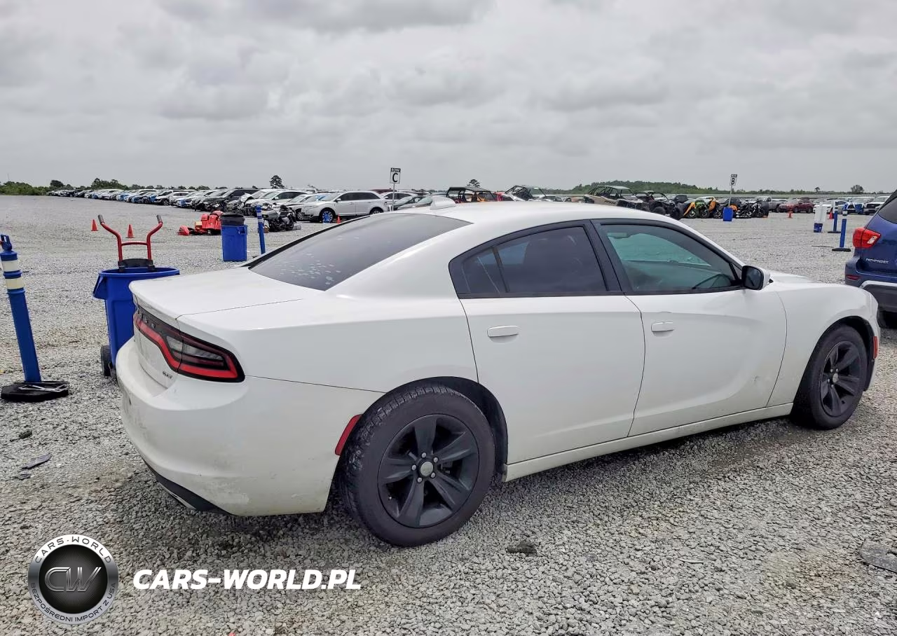 2015 Dodge Charger Sxt VIN:2C3CDXHG9FH722409 - 3