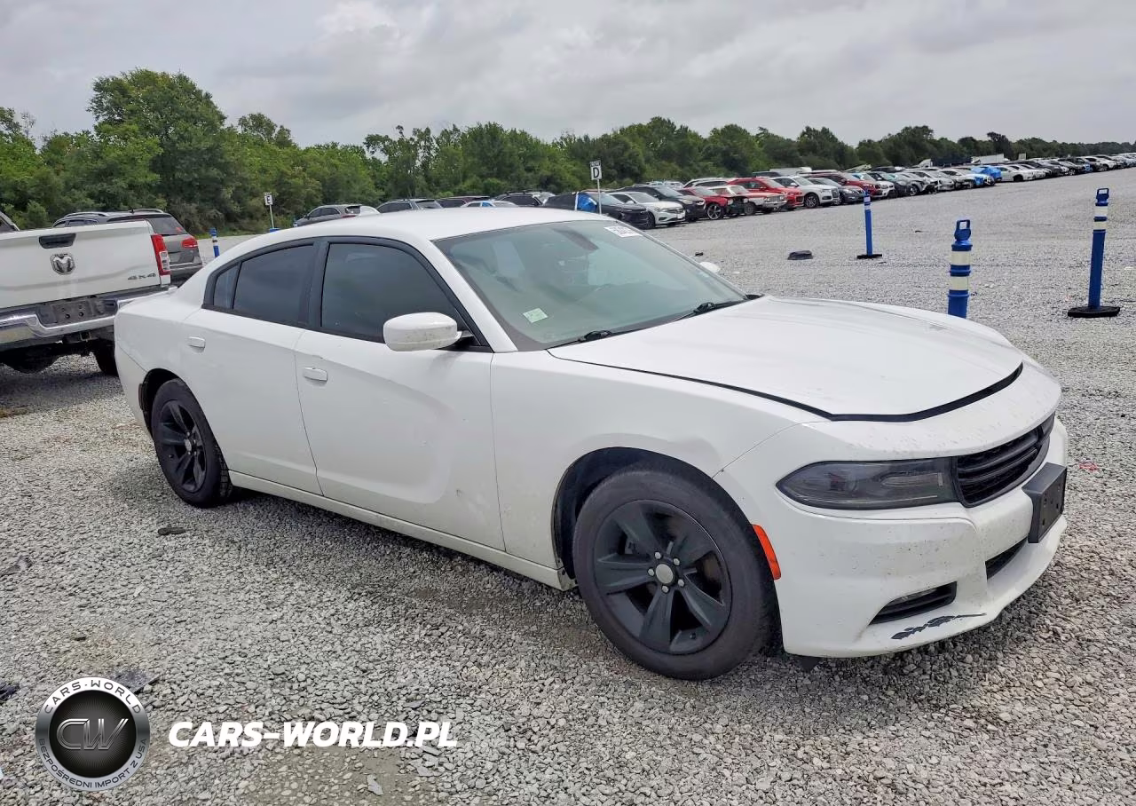 2015 Dodge Charger Sxt VIN:2C3CDXHG9FH722409 - 4