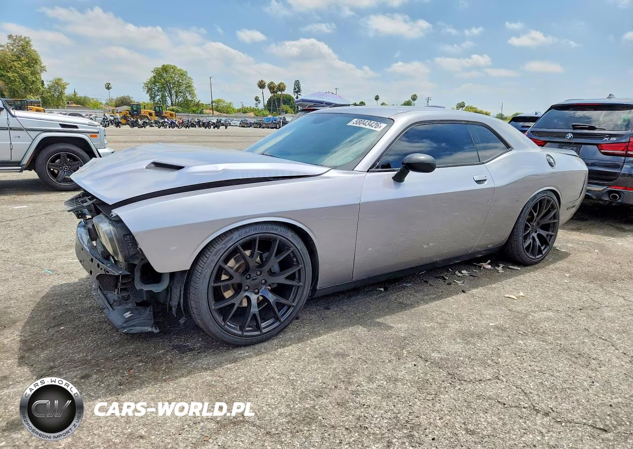 2015 Dodge Challenger Sxt – zdjęcie 1 z 13