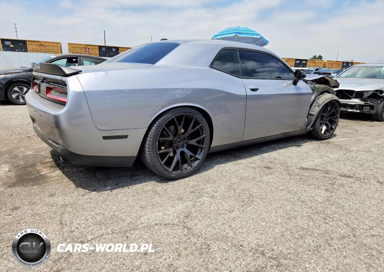 2015 Dodge Challenger Sxt VIN:2C3CDZAG1FH719011 - 3