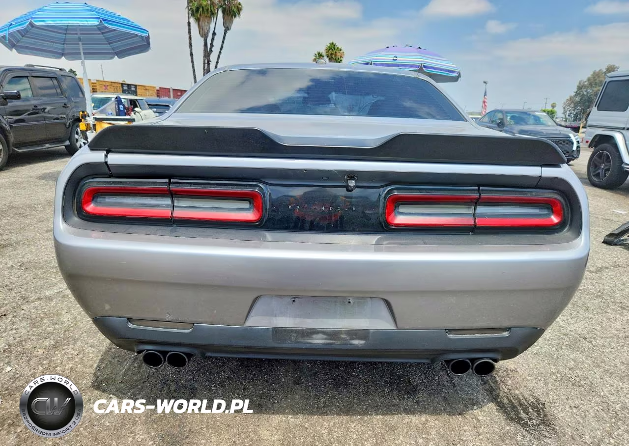 2015 Dodge Challenger Sxt VIN:2C3CDZAG1FH719011 - 6
