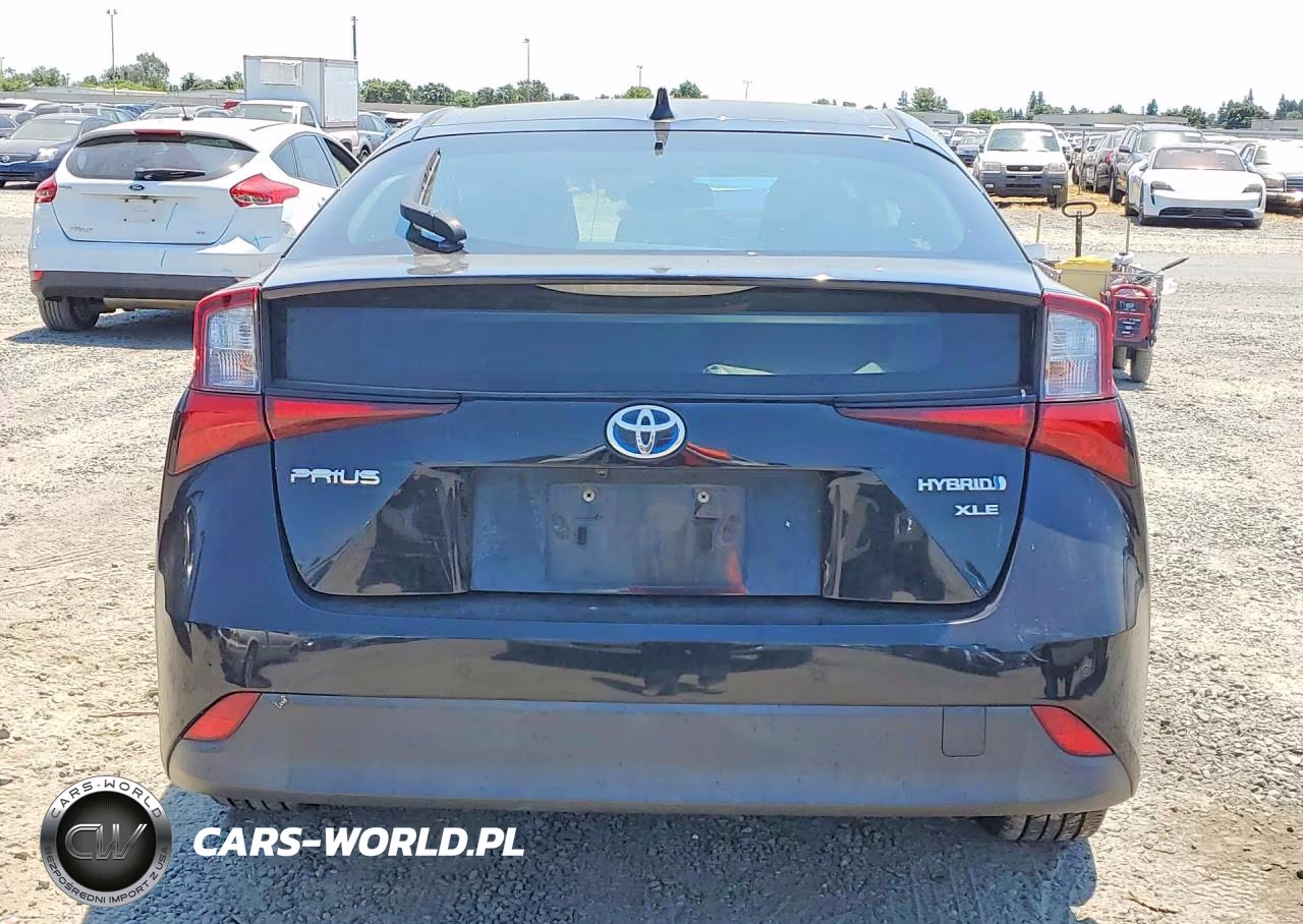 2020 Toyota Prius Xle VIN:JTDKARFU8L3113752 - 6