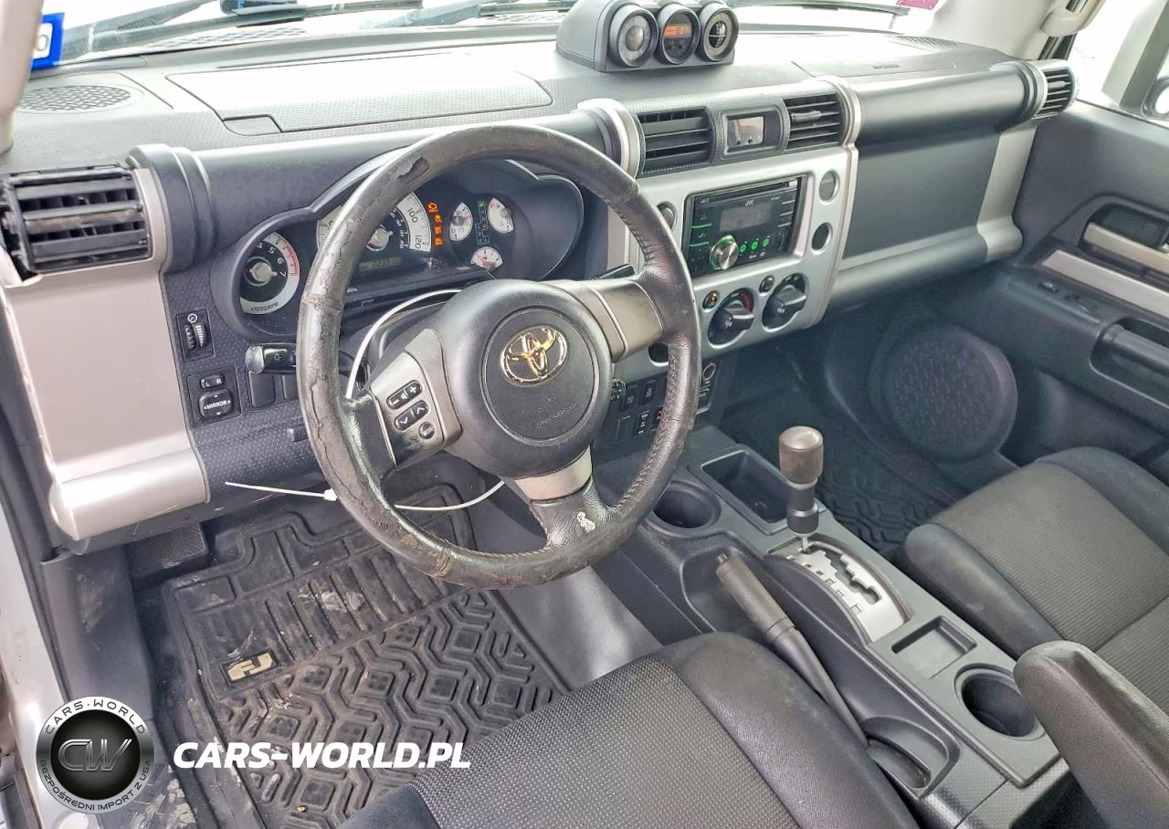 2007 Toyota Fj Cruiser Base VIN:JTEZU11F970004896 - 8