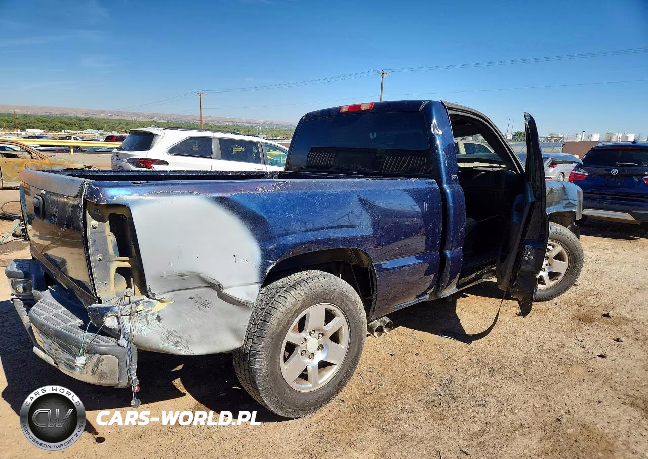 2005 Chevrolet Silverado C1500 VIN:1GCEC14X45Z294130 - 3