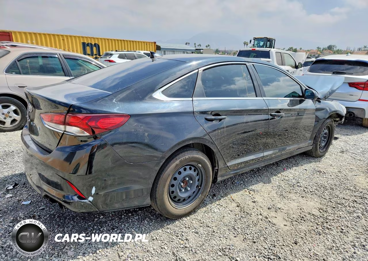 2019 Hyundai Sonata Se VIN:5NPE24AF0KH755679 - 3